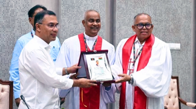 সব ধর্মের মানুষকে সমান দৃষ্টিতে দেখে সরকার: প্রধানমন্ত্রী তারেক রহমান