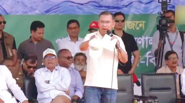 প্রধানমন্ত্রী তারেক রহমান: “কৃষিকে শক্তিশালী ভিত্তির ওপর গড়ে তুলতে কাজ করছে সরকার”