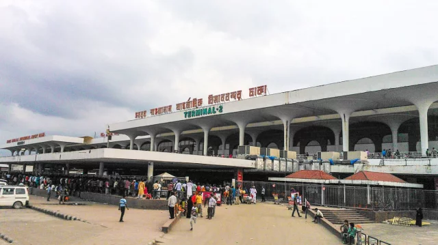 ১১ দিনে ঢাকা থেকে ৩৬৭ ফ্লাইট বাতিল