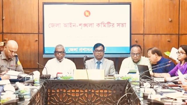 মধ্যপ্রাচ্যের যুদ্ধের প্রভাব পড়তে পারে রেমিট্যান্সে: প্রবাসীকল্যাণ মন্ত্রী